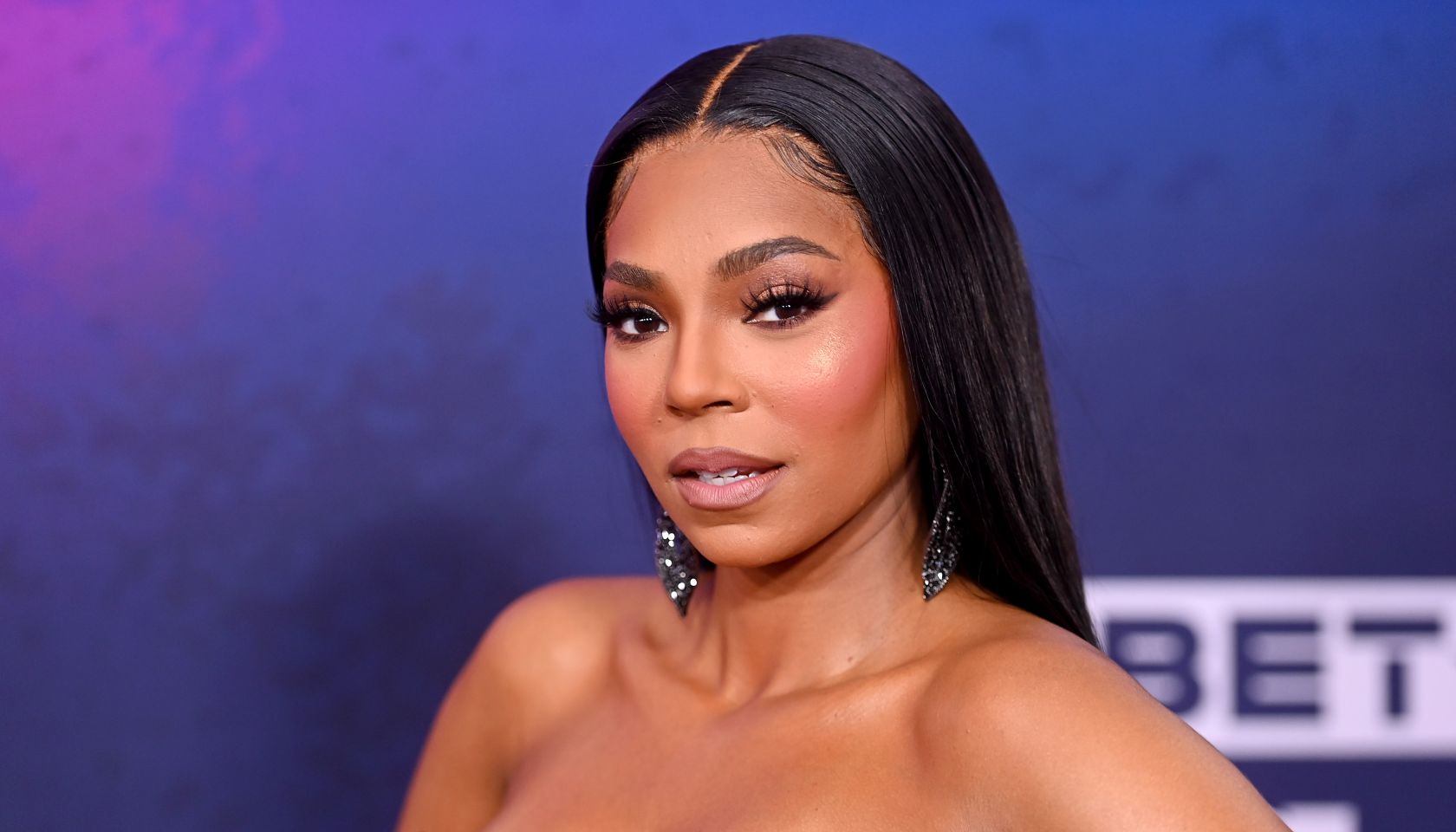 recap, clip, celebration, birthday, rapper, Nelly, singer, Ashanti