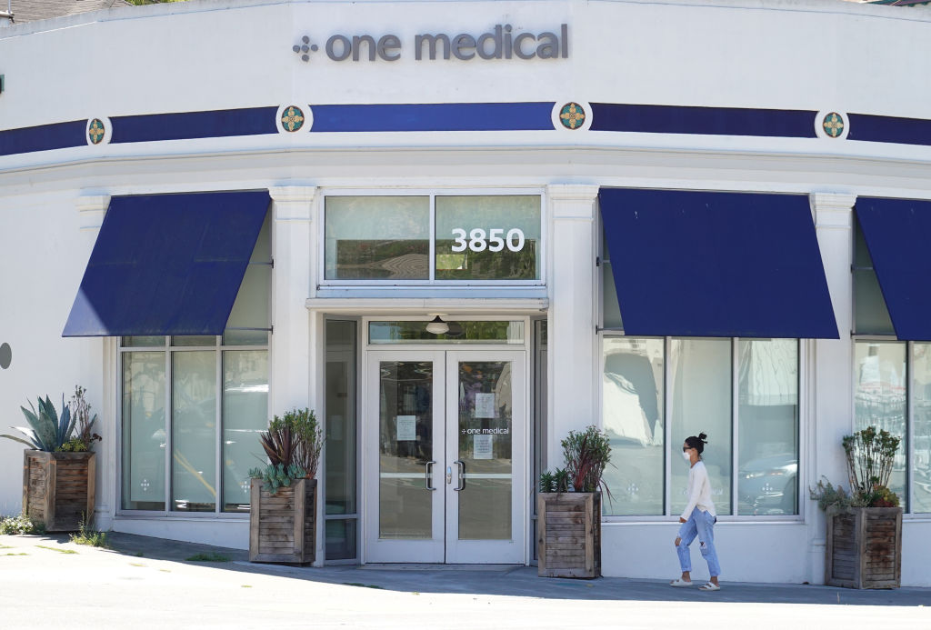 Amazon One Medical healthcare services cost Prime members primary care