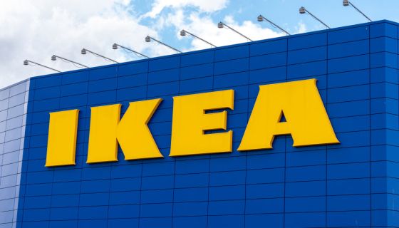 IKEA Trolls Balenciaga’s 5 Towel Skirt — And It’s Marketing Gold IKEA Trolls Balenciaga’s 5 Towel Skirt — And It’s Marketing Gold