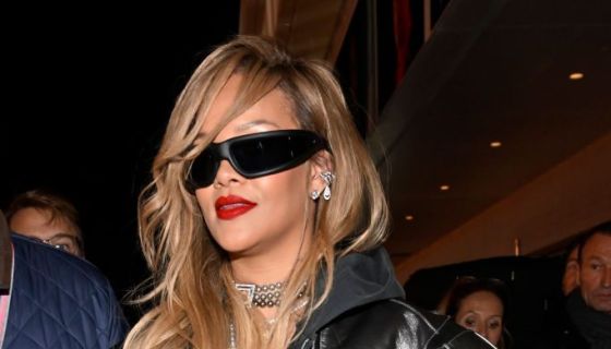 Rihanna Brings Back Blonde-Haired Bad Gyal RiRi In Las Vegas