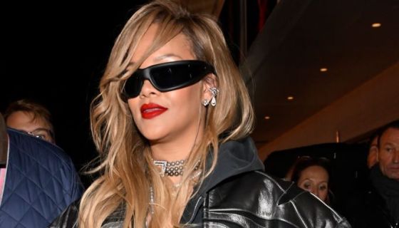 Rihanna Brings Back Blonde-Haired Bad Gyal RiRi In Las Vegas Rihanna Brings Back Blonde-Haired Bad Gyal RiRi In Las Vegas