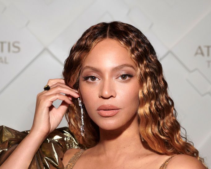 Houston Fire Department, fire, house, family, Christmas morning, childhood, Beyoncé, home