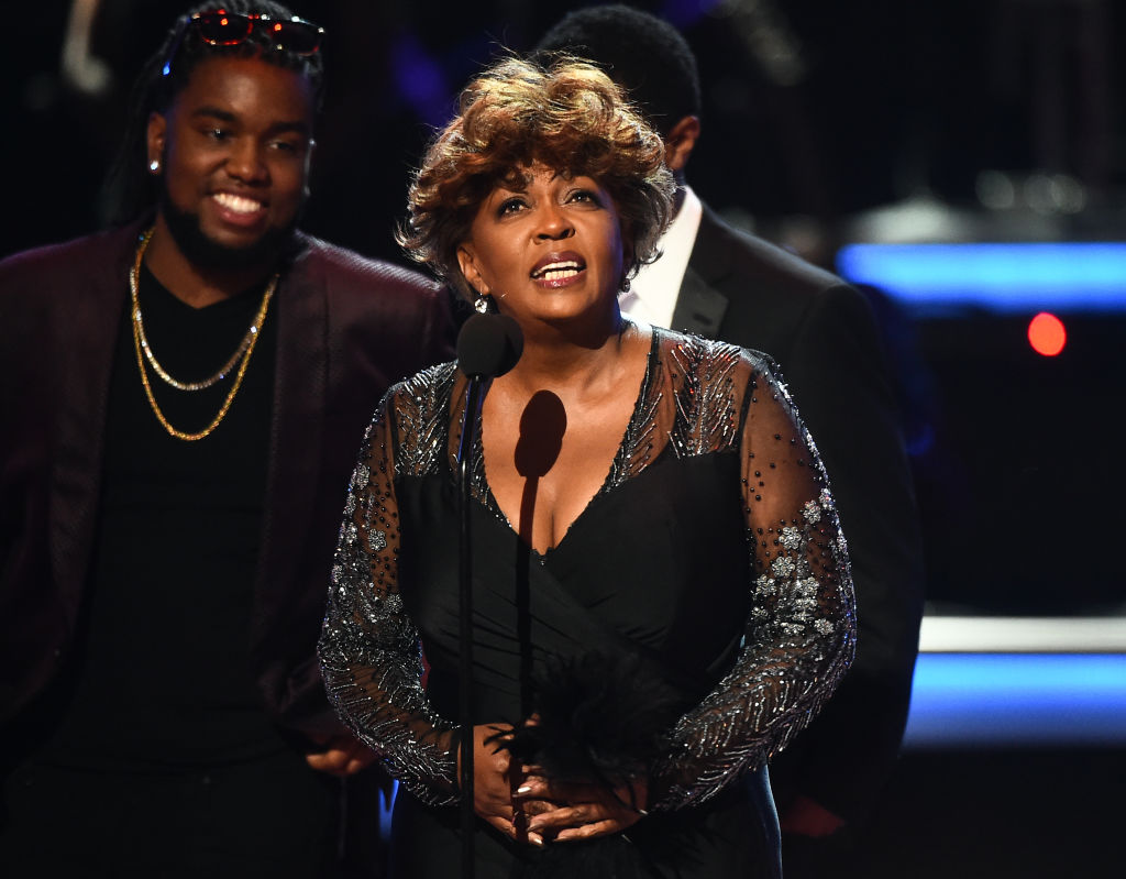 Babyface, fans, performance, singer, The Songstress, tour, Houston, show, Anita Baker