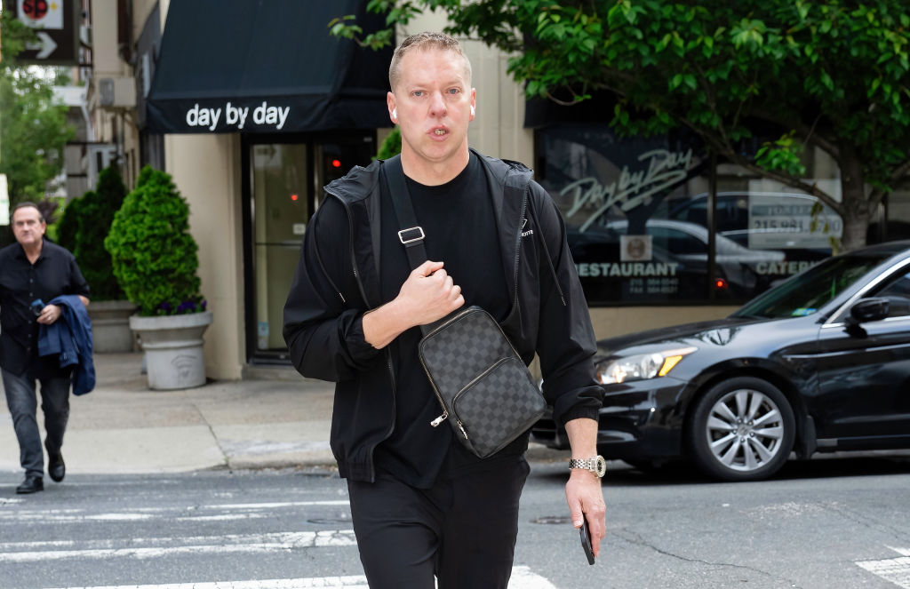 Gary Owens, Steve Harvey, Katt Williams, pay, salary, talk show, game show, Hoillywood Squares