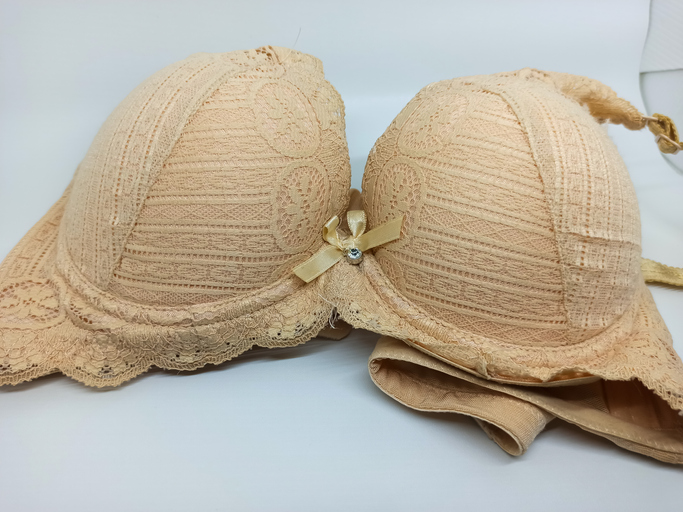 TikToker, breasts, Christal Luster, boobs, women, Black, viral video