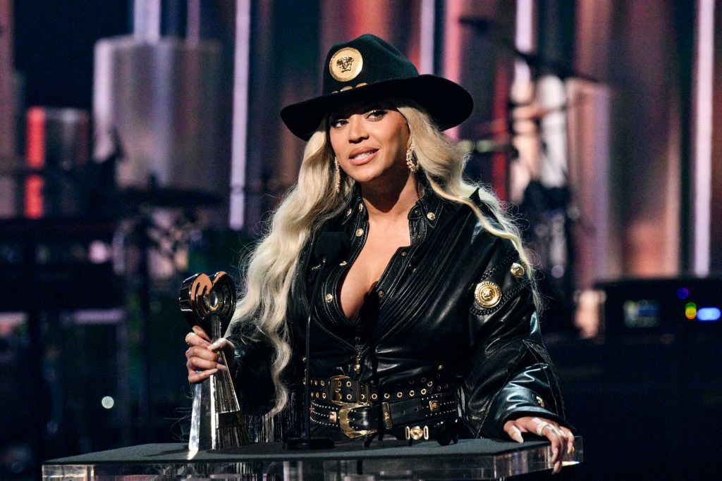 Beyoncé Becomes First Black Woman To Top Country Album Chart