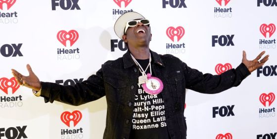 Flavor Flav Honors Hip-Hop’s Femcees And Beyoncé Wins
iHeartRadio’s Innovator Award During Black Women’s History Month