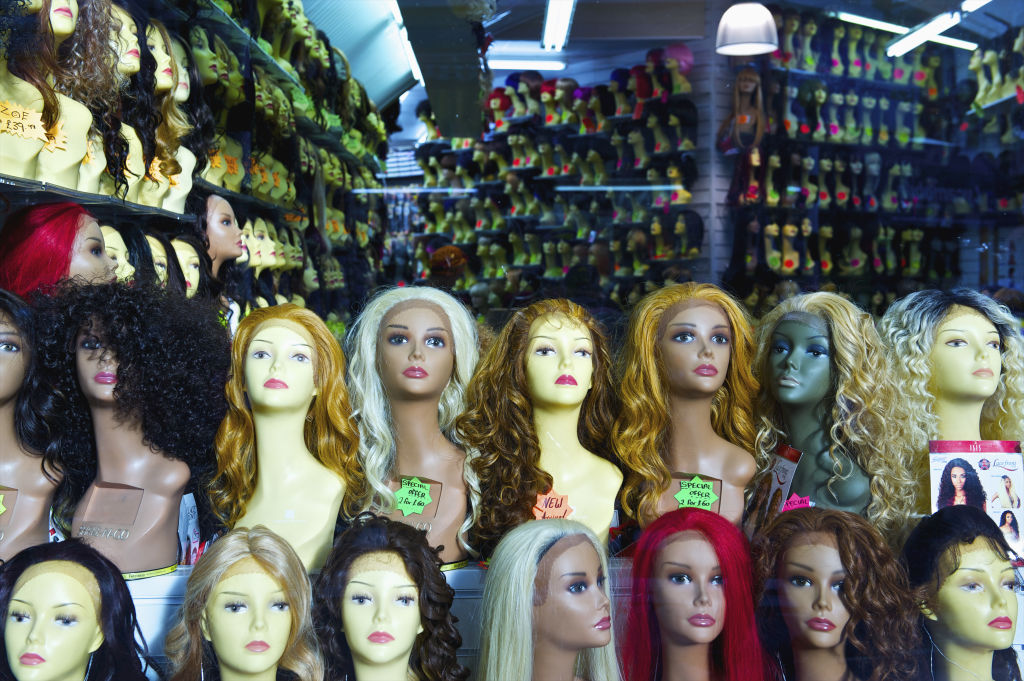 wigs, video, TikTok, TiKToker, curly, hair, wig installations, Tee, wig, Shein, Make It Work