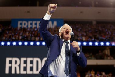 US-VOTE-POLITICS-HARRIS-WALZ