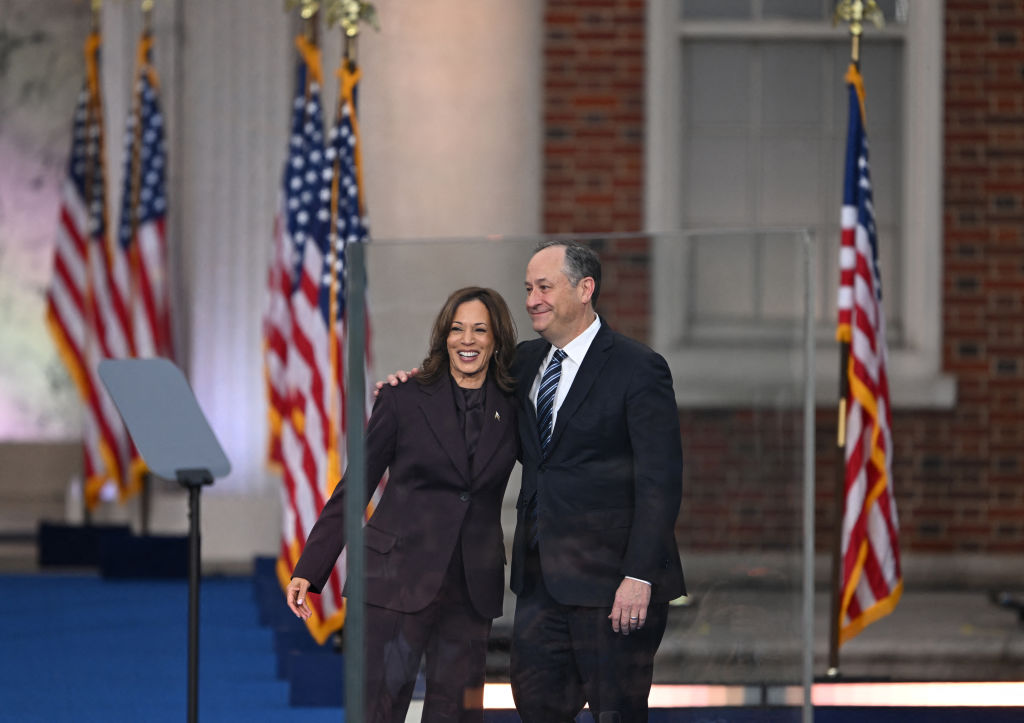 US-VOTE-POLITICS-HARRIS