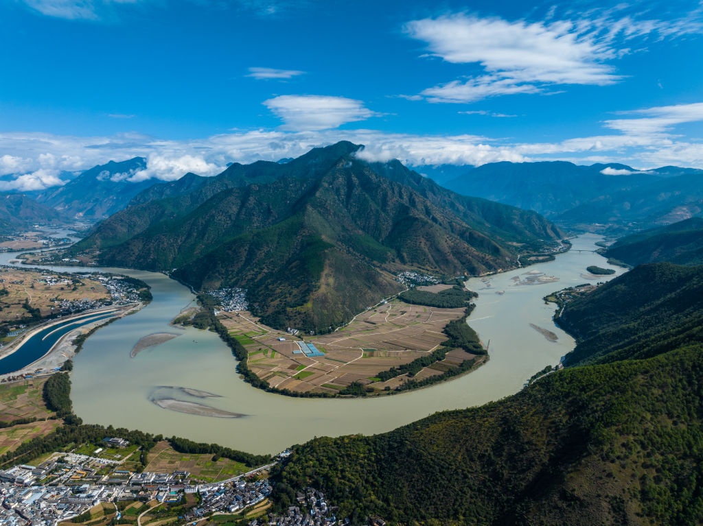 First Bay of the Yangtze River in Lijiang