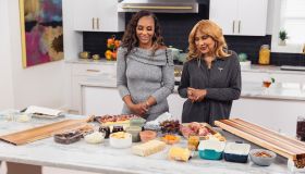 'Cooking Sessions With Tamar And Ms. E'
