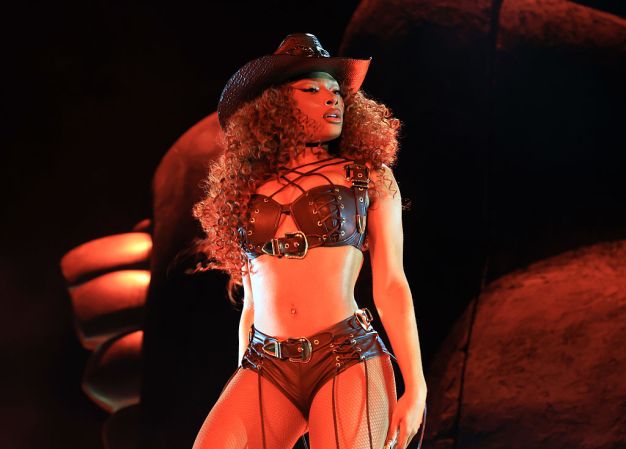 Megan Thee Stallion, Abs, Core, Workout, exercise, Katie Pierson