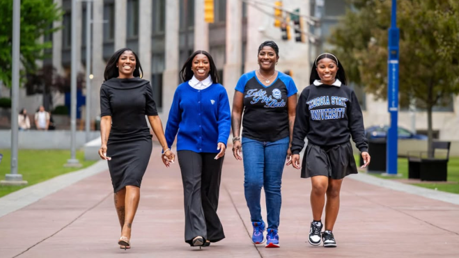 Quila Lee and her daughters, Kamiya, Kayla and Rakiya.