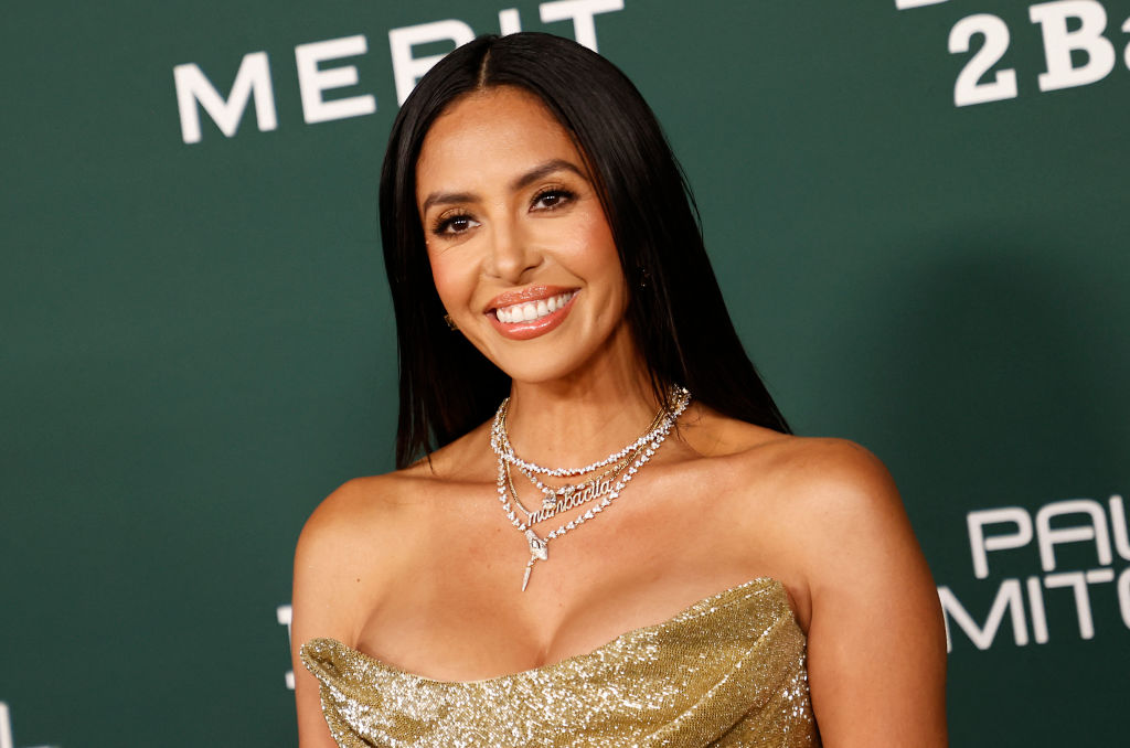 Vanessa Bryant Channels Rihanna, Confronts Pregnancy Rumors Vanessa Bryant Channels Rihanna, Confronts Pregnancy Rumors