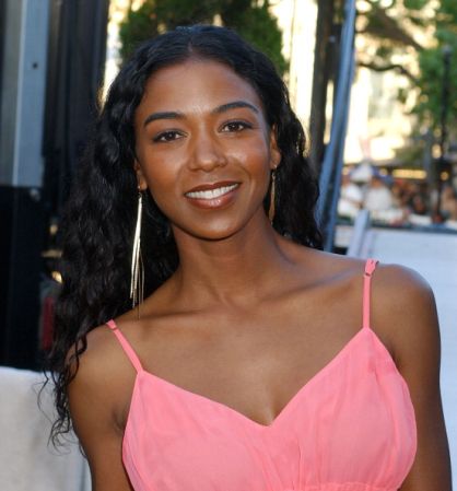 Jada Pinkett-Smith and Wicked Wisdom Perform Live at the Free Summer Music Series at The Grove