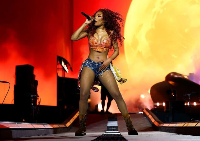 Megan Thee Stallion, Abs, Core, Workout, exercise, Katie Pierson