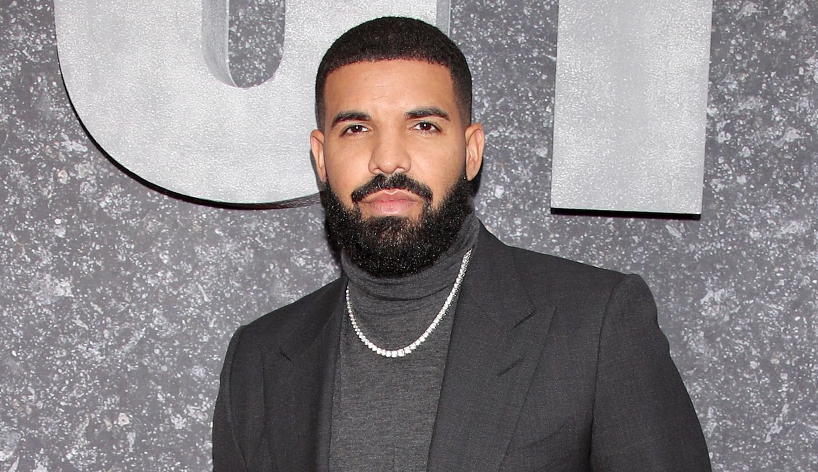 Black Woman Charged After Rampage Inside Drake’s NYC Store Black Woman Charged After Rampage Inside Drake’s NYC Store