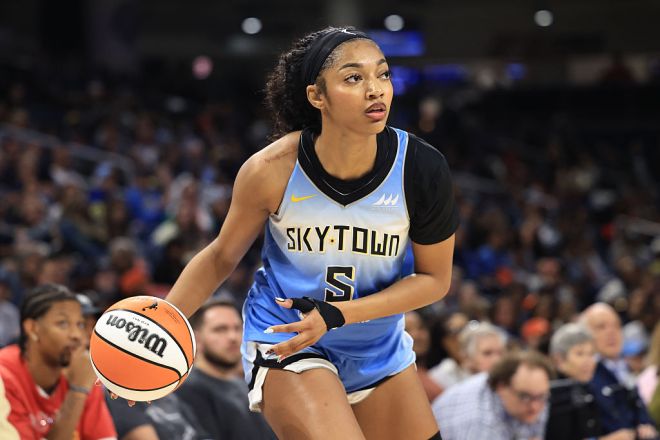 Connecticut Sun v Chicago Sky