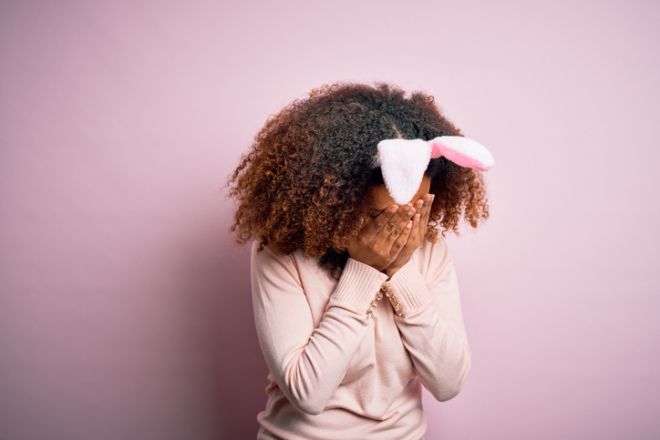 Halloween, dating.com, season, survey, loneliness
