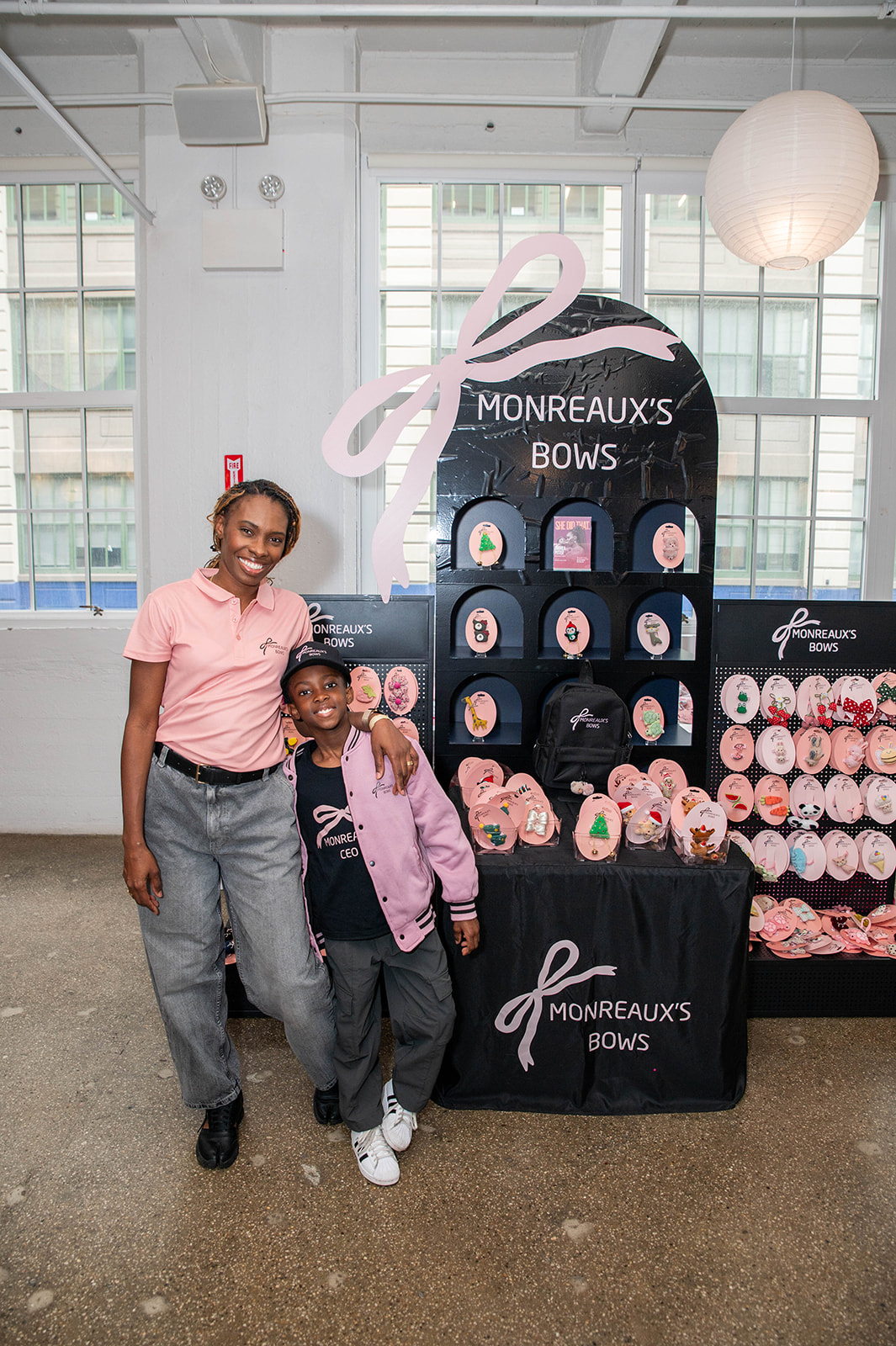 202She Did That. Holiday bazaar