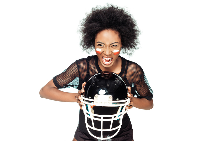 For the Girls Who Don’t Watch Football — A Survival Guide To Actually Enjoy Super Bowl Sunday