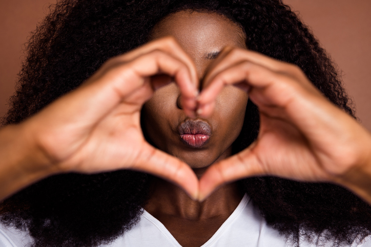 9 Valentine’s Day Beauty Do’s & Don’ts To Feel Good Inside & Out 9 Valentine’s Day Beauty Do’s & Don’ts To Feel Good Inside & Out