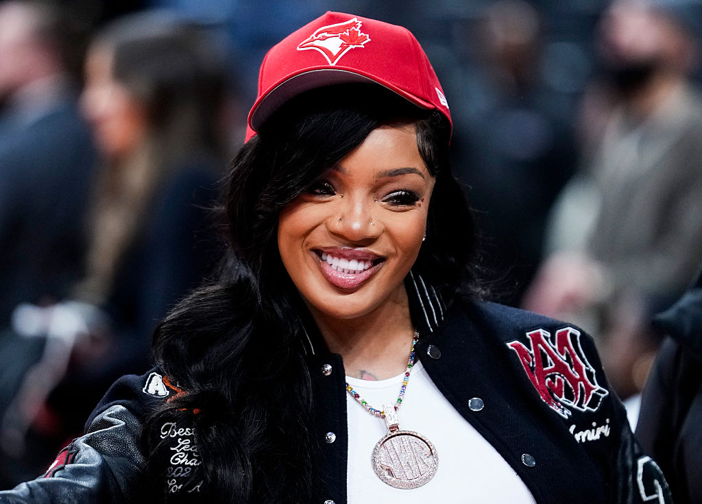 GloRilla’s Sister Alleges Rapper Is A Deadbeat Daughter