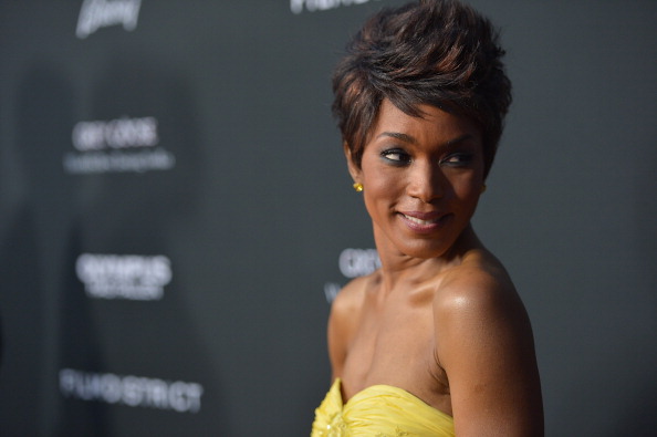 Angela Bassett - black-women-celebrities-pixie-cut