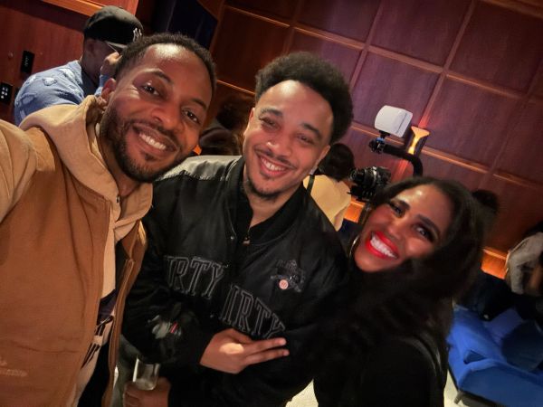 Trading Pages, VOL.003