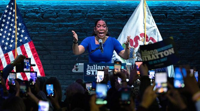 IL Senate Candidate Juliana Stratton Holds Primary Night Event