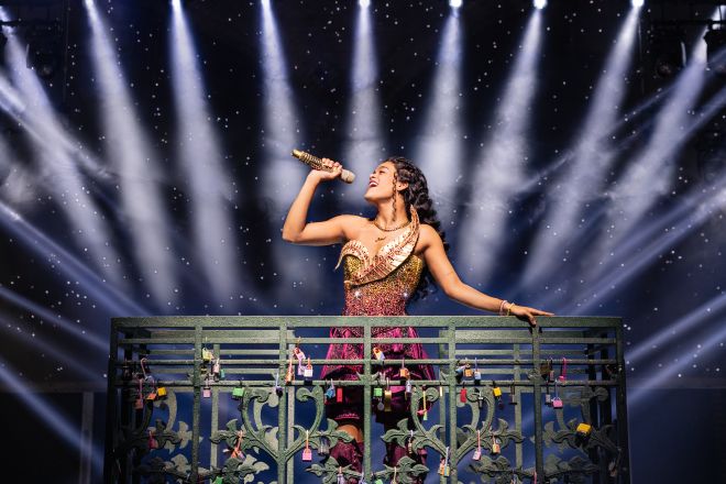 Gianna Harris as Juliet