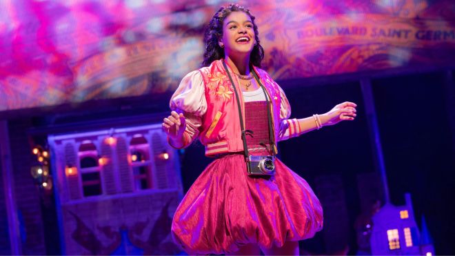 Gianna Harris as Juliet in & Juliet