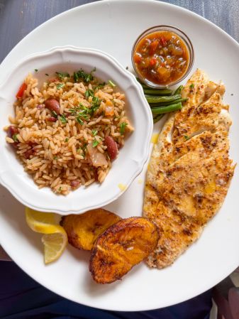 Delicious fish for lunch at a seaside restaurant in Westpunt, Curaçao