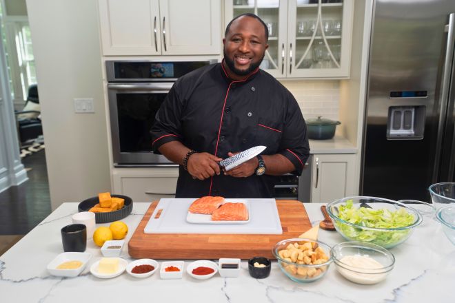 New Soul Kitchen Remix, Kicked up salad, Chef Jernard Wells