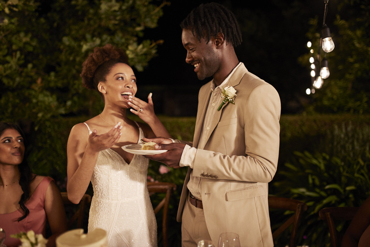 luxury-wedding-catering-trends-pulling-black-couples-out-west