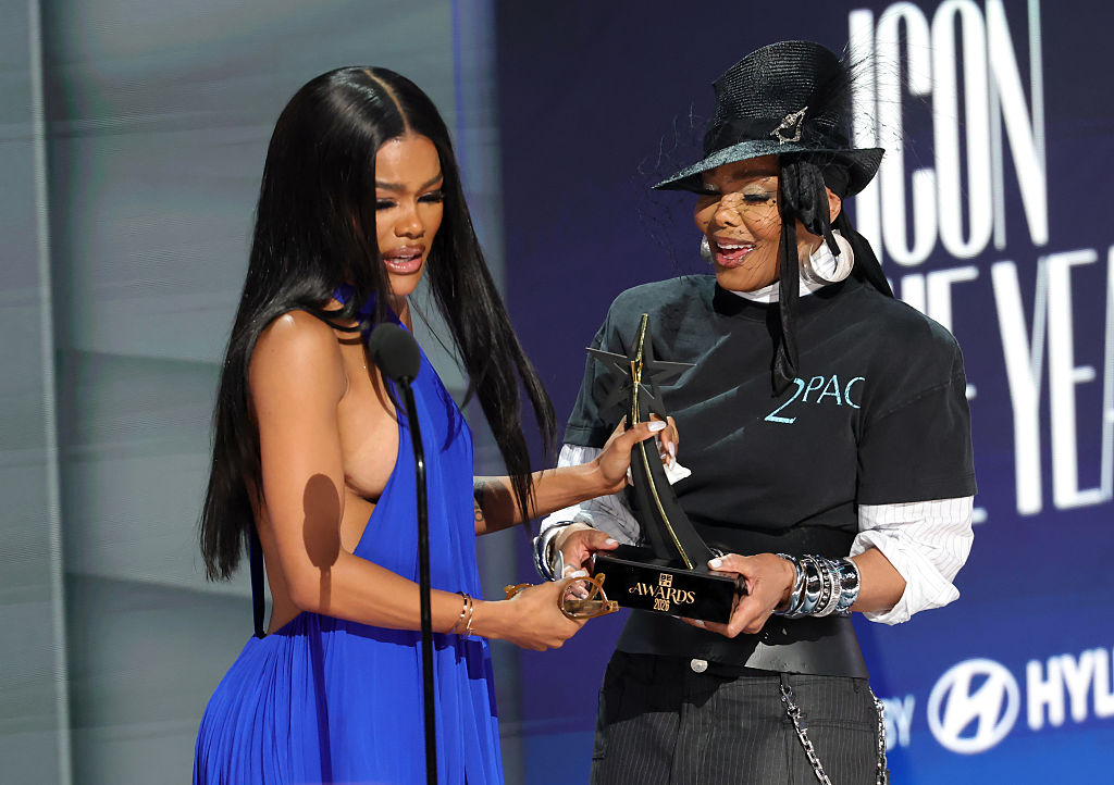 ‘Oh My God, B*tch, I’m Gagging!’ Teyana Taylor Gets Emotional As Her Idol Janet Jackson Crowns Her BET’s ‘Icon Of The Year’