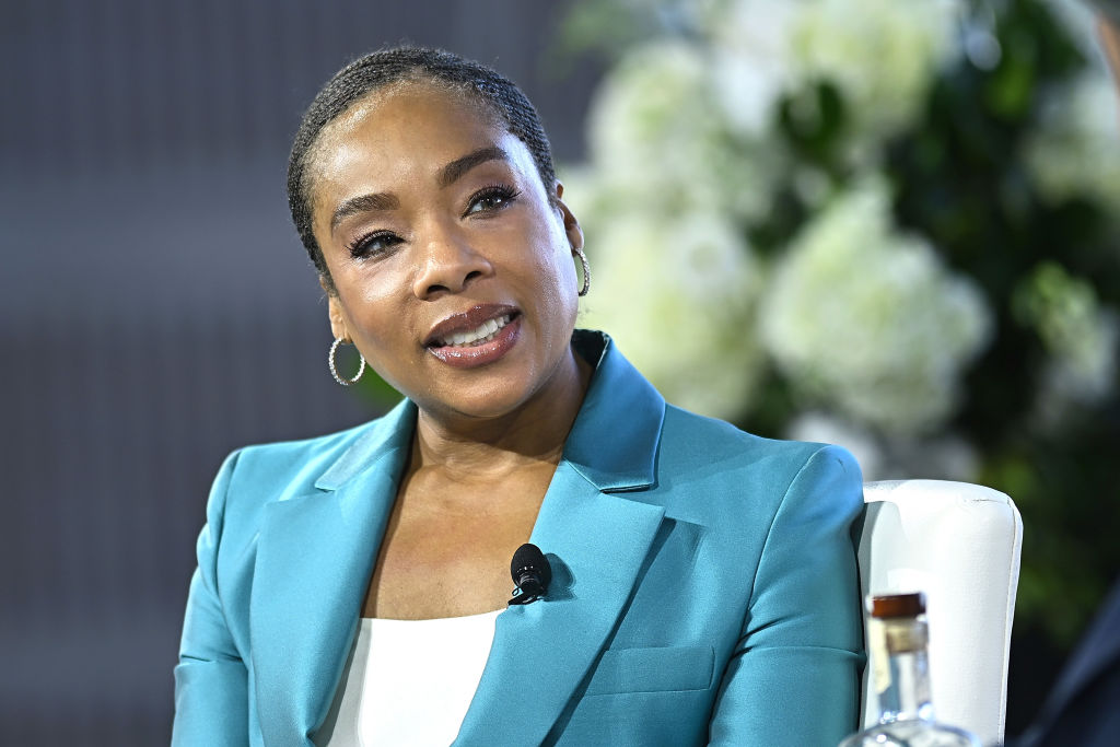 ‘What A Fall From Grace’ — Fawn Weaver Fired From Uncle Nearest Amid $200M Debt Disaster, And Folks Have Thoughts